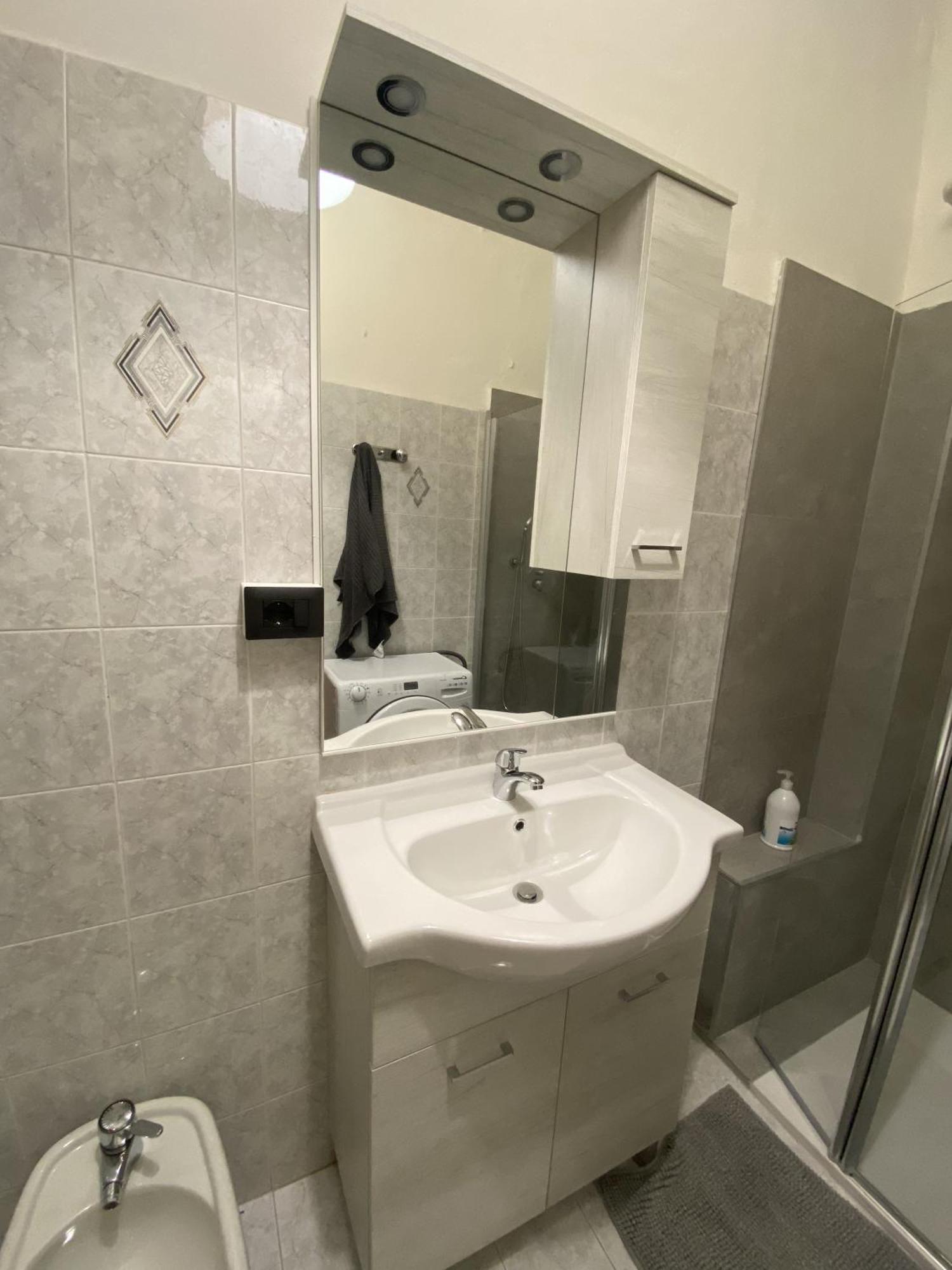 Appartement Front Apartments, Lecco